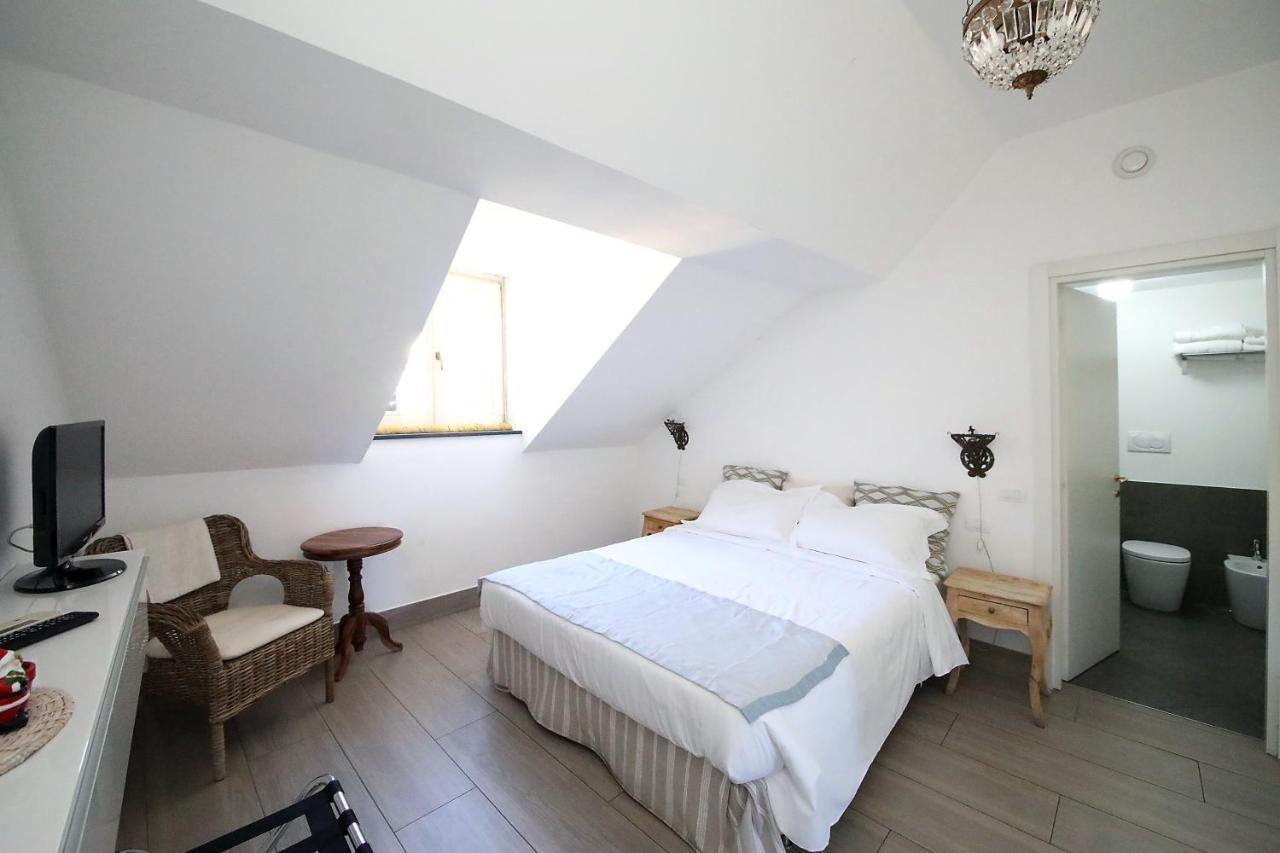La Superba Rooms & Breakfast Gênes Extérieur photo